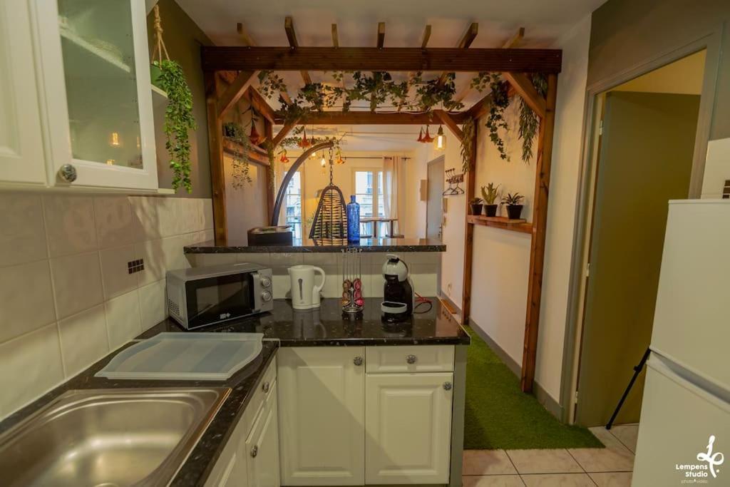 Appartement Romance Florale Troyes Exterior foto